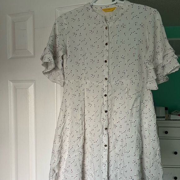 Dress - Picture 2 of 6